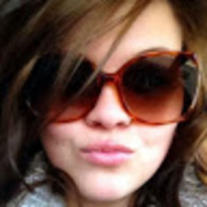 Meet your Posher, Zoe